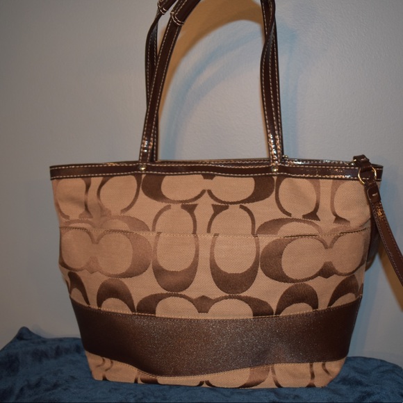 Coach Signature Collection Handbag - Picture 2 of 8